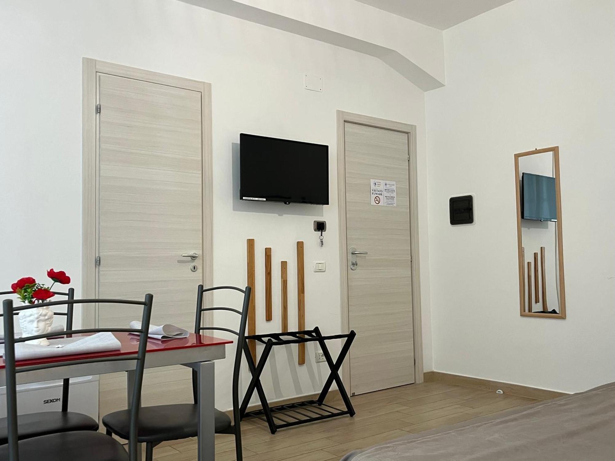 B&B Vento Aureo Rooms Milazzo Eksteriør billede