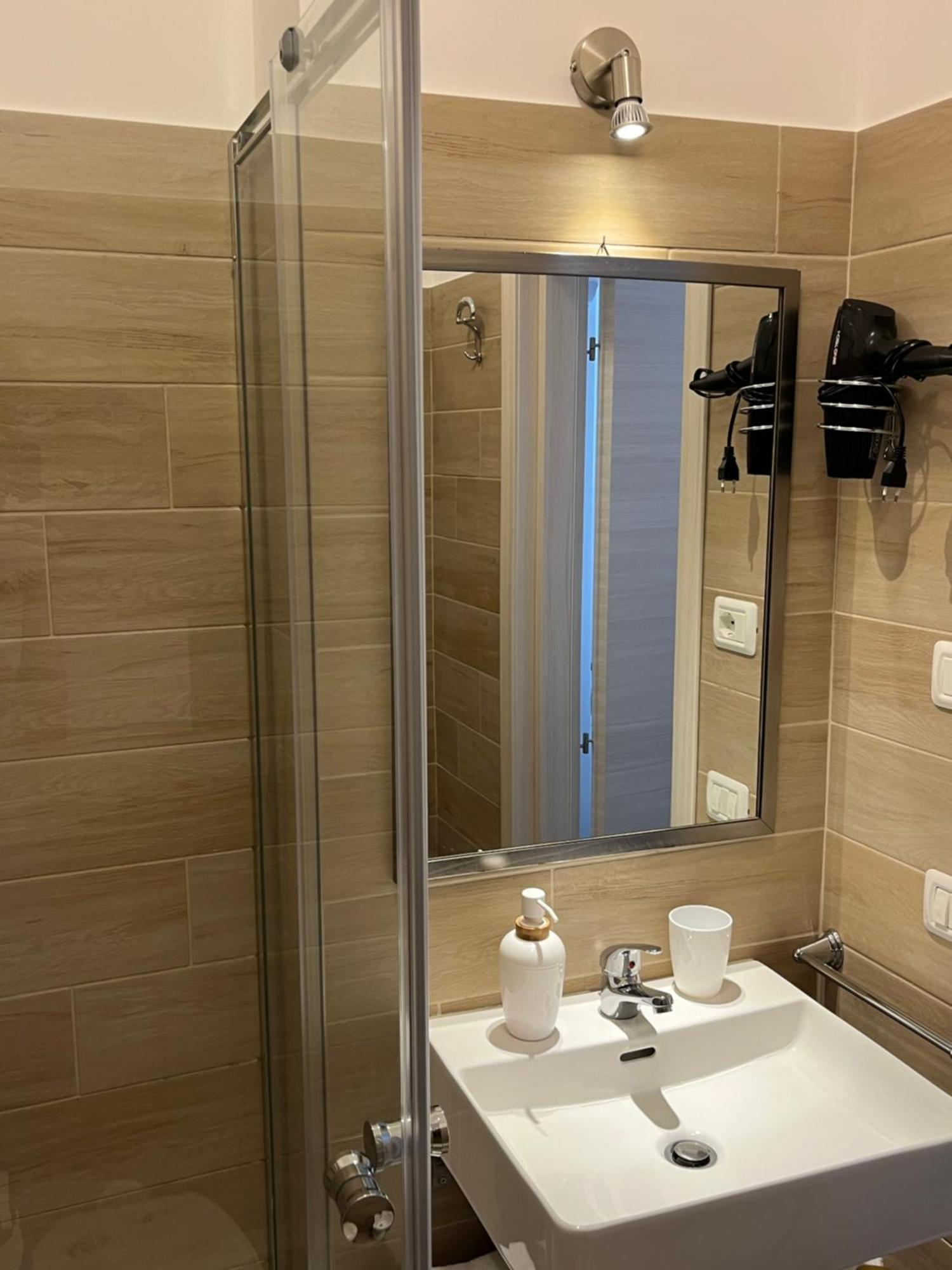 B&B Vento Aureo Rooms Milazzo Eksteriør billede