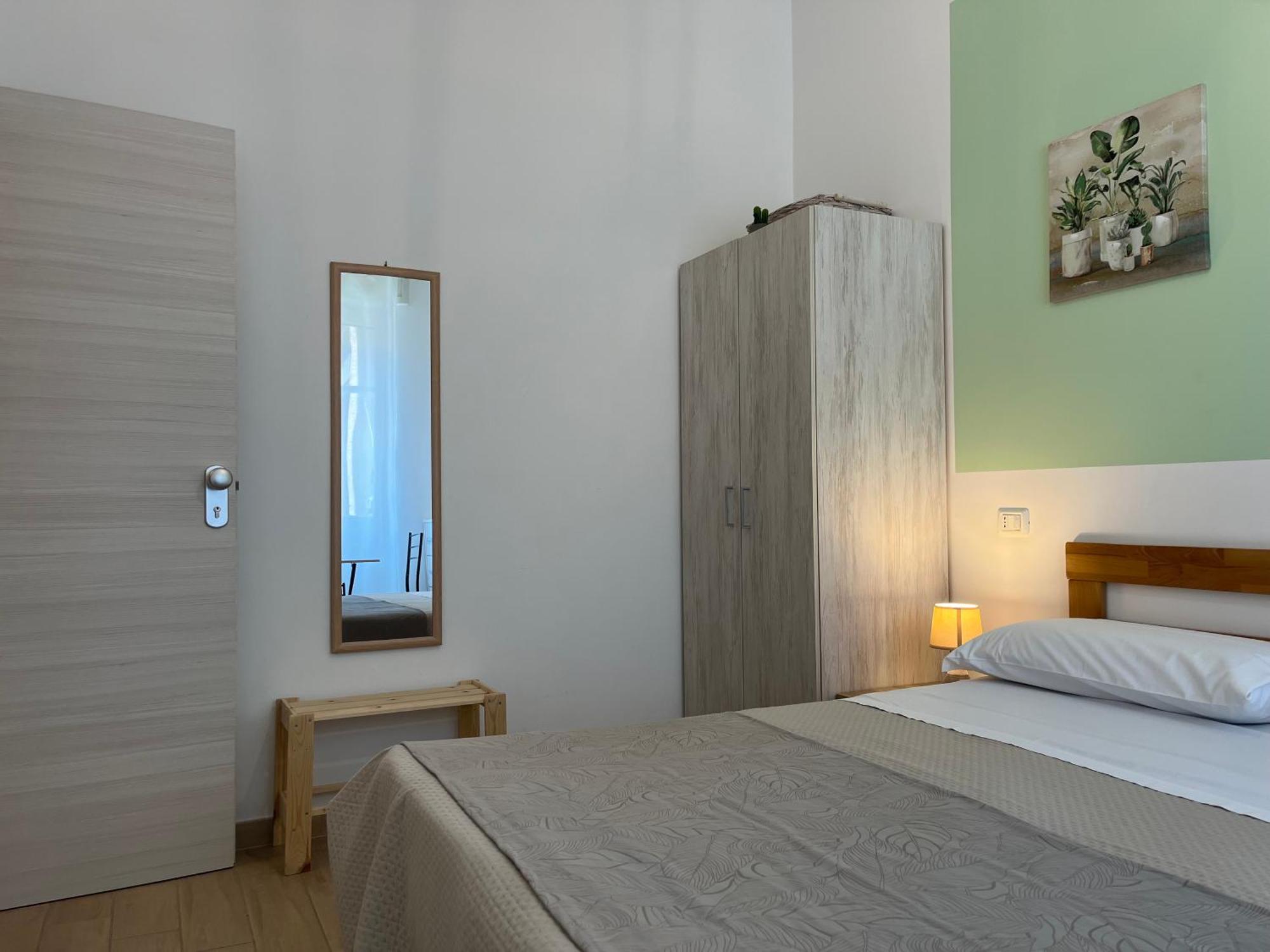 B&B Vento Aureo Rooms Milazzo Eksteriør billede