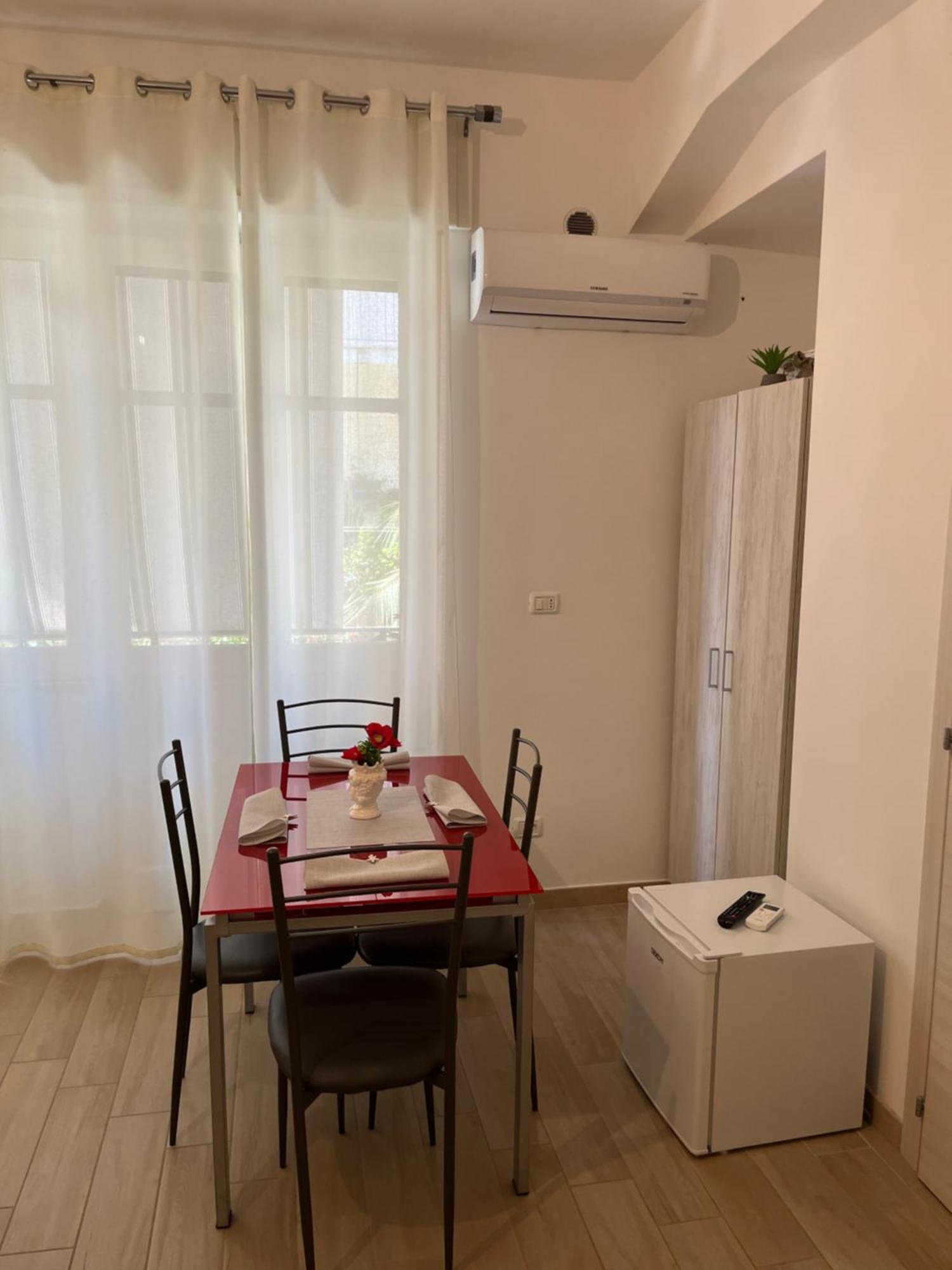 B&B Vento Aureo Rooms Milazzo Eksteriør billede