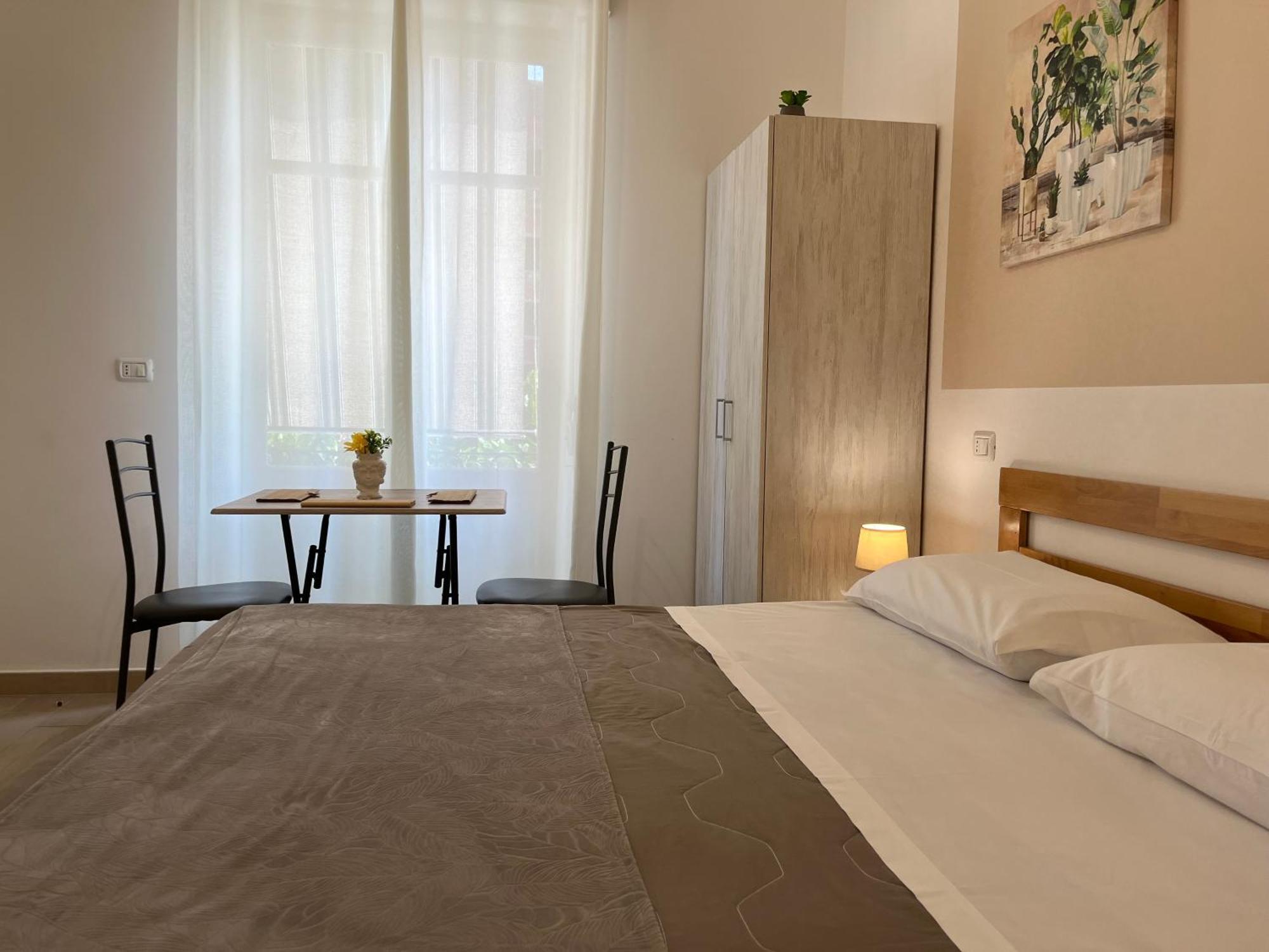 B&B Vento Aureo Rooms Milazzo Eksteriør billede