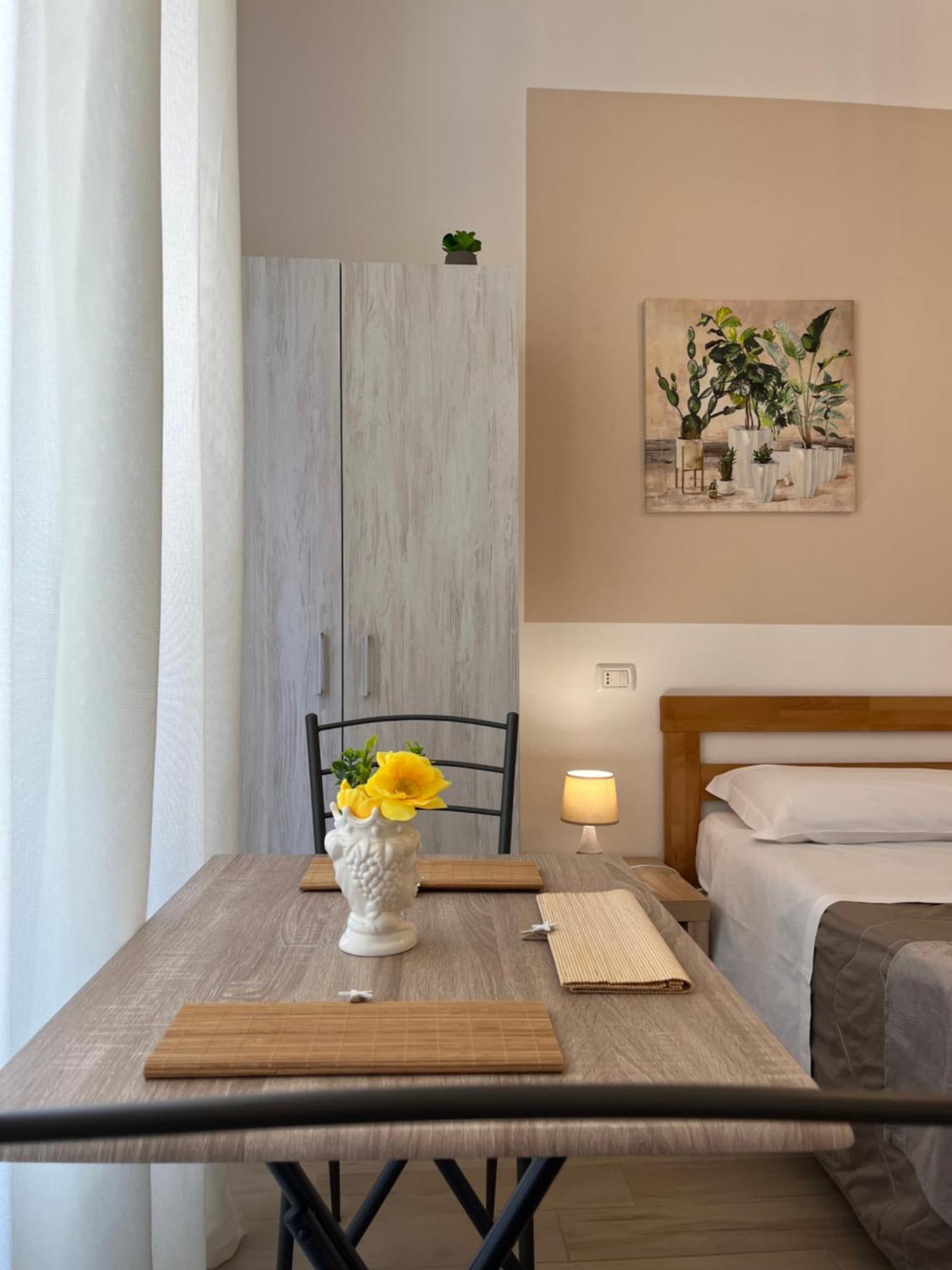 B&B Vento Aureo Rooms Milazzo Eksteriør billede
